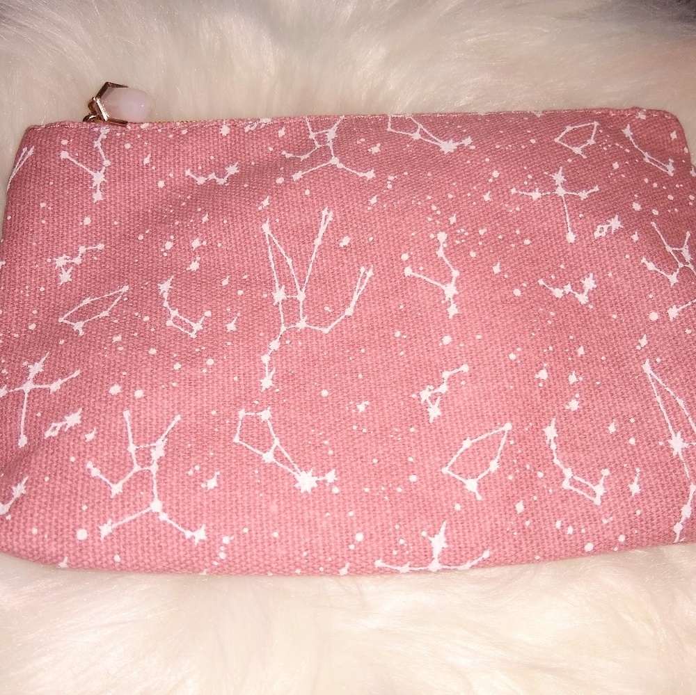 ☀️5/$15☀️ Ipsy September 2019 Makeup Bag